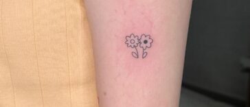 Tiny Flowers Tattoo